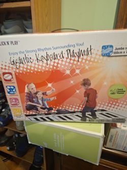 New gigantic keyboard playmat