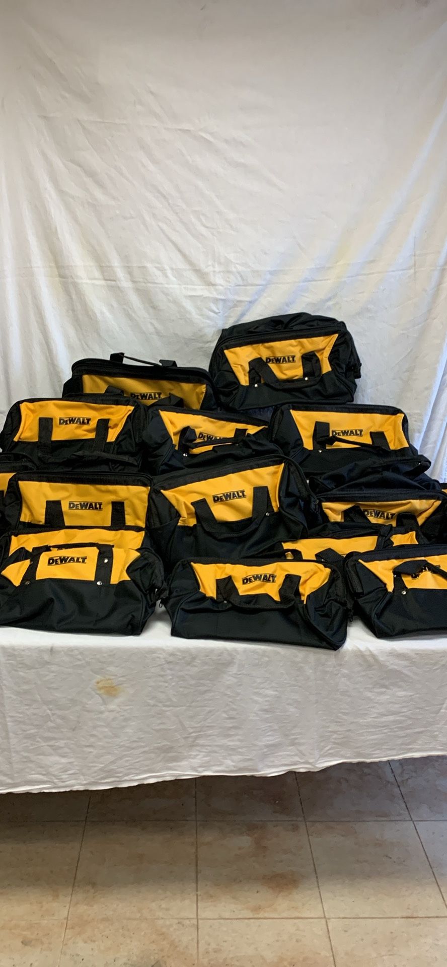 Dewalt Utility Bags