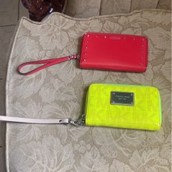  Bolsa  $25.00Cada Una MK Y COACH