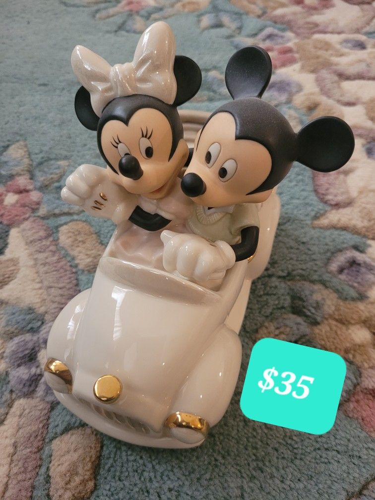 Lenox Mickey's Moonlight Drive Mouse Disney Figure