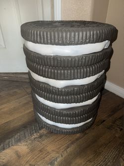 Oreo Food Stool - TikTok Viral Food Stool
