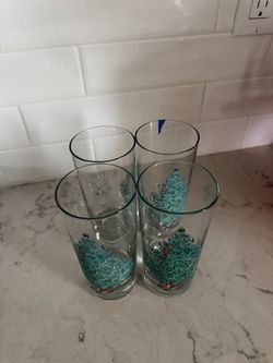 Old vintage glass set of 4