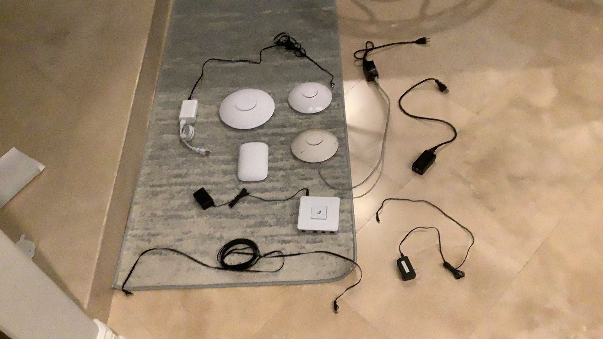 UBIQUITI UniFi Network Set