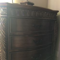 Wood Dresser