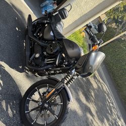 2017 Harley Davidson Iron 883