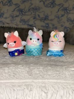 3 Squishville Squishmallows (with outfits)