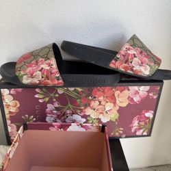 Women’s Gucci Slides 