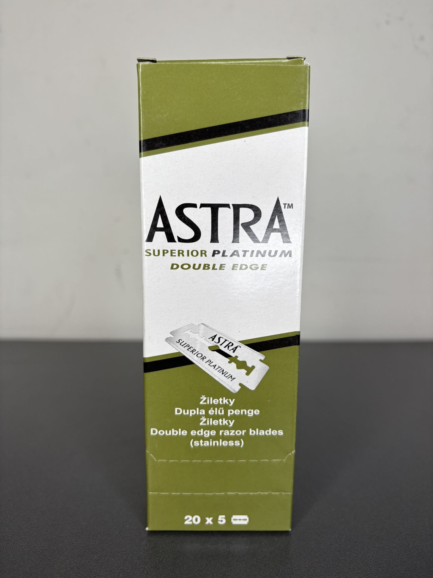 Astra Platinum Double Edge Safety Razors