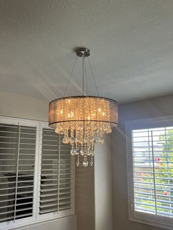 Chandelier 