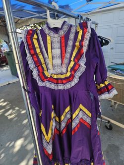 Dress  👗 Size 8 girls 