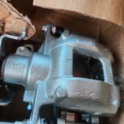 17 Ford Transit 250 Rear Left Caliper