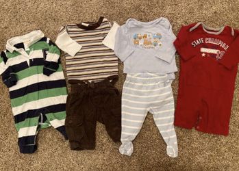 Baby boys 0-3 mth outfit lot
