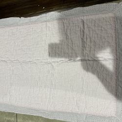 Pottery barn blush pink baby comforter w eyelet lace trim gorgeous in excellent condition