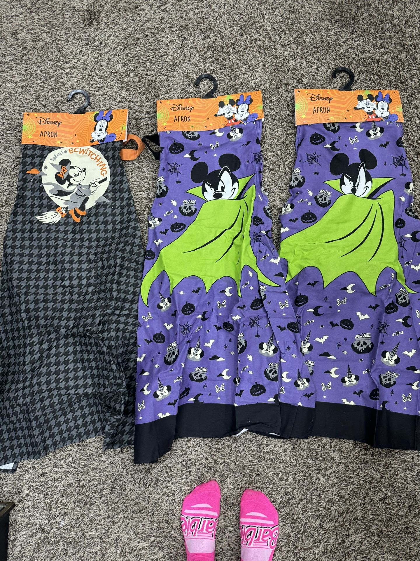 Halloween apron only one purple one left Mickey