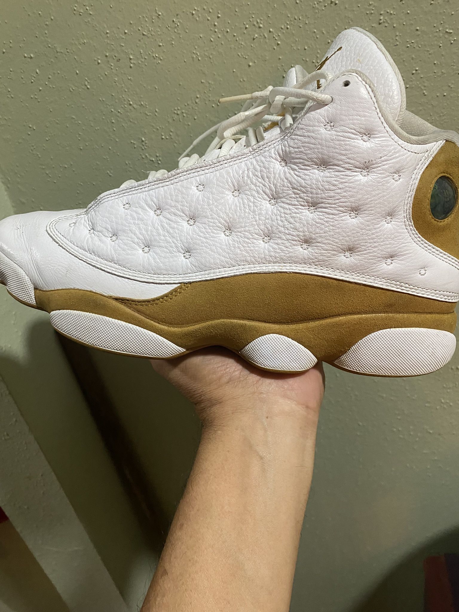 Air Jordan 13 Retro Wheat Authentic Size 11.5