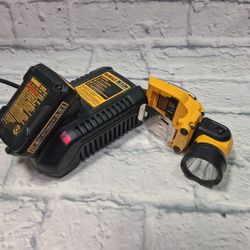DEWALT WORK LIGHT COMBO