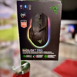Razer Basilisk V3 Pro Wireless Headset