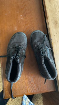 Black high top vans