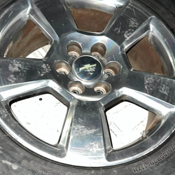 Refacciónes uno le sirve la llanta