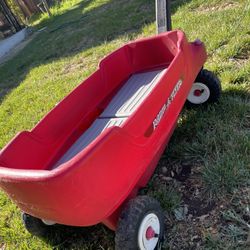 Radio Flyer Pathfinder Wagon