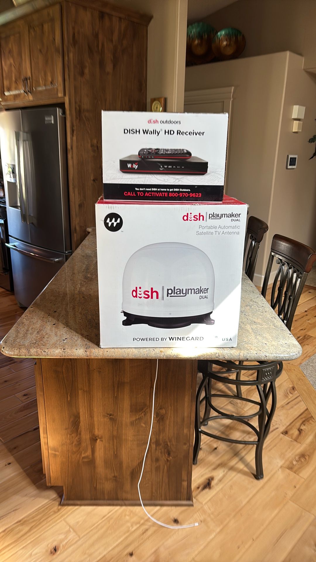 Dish Playmaker And 2 Receivers