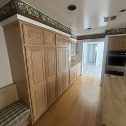 Free Cabinet 