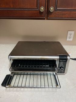 Horno NINJA Digital Airfry Funcionalidad 8 en 1 , 1.800 W.