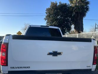 07-13 Silverado Shaved Tailgate Trade 