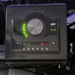 Universal Audio Apollo Twin X DUO 10x6 Thunderbolt Audio Interface with UAD DSP