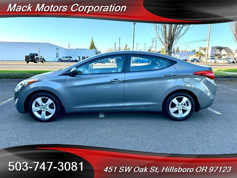 2013 Hyundai ELANTRA GLS Automatic 77K Low Miles 38-MPG