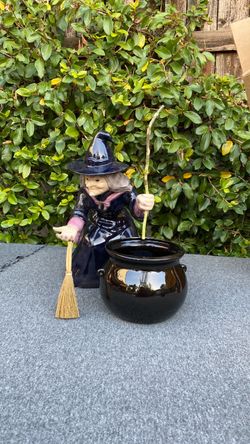 CERAMIC WITCH CAULDRON & BROOM 🧹
