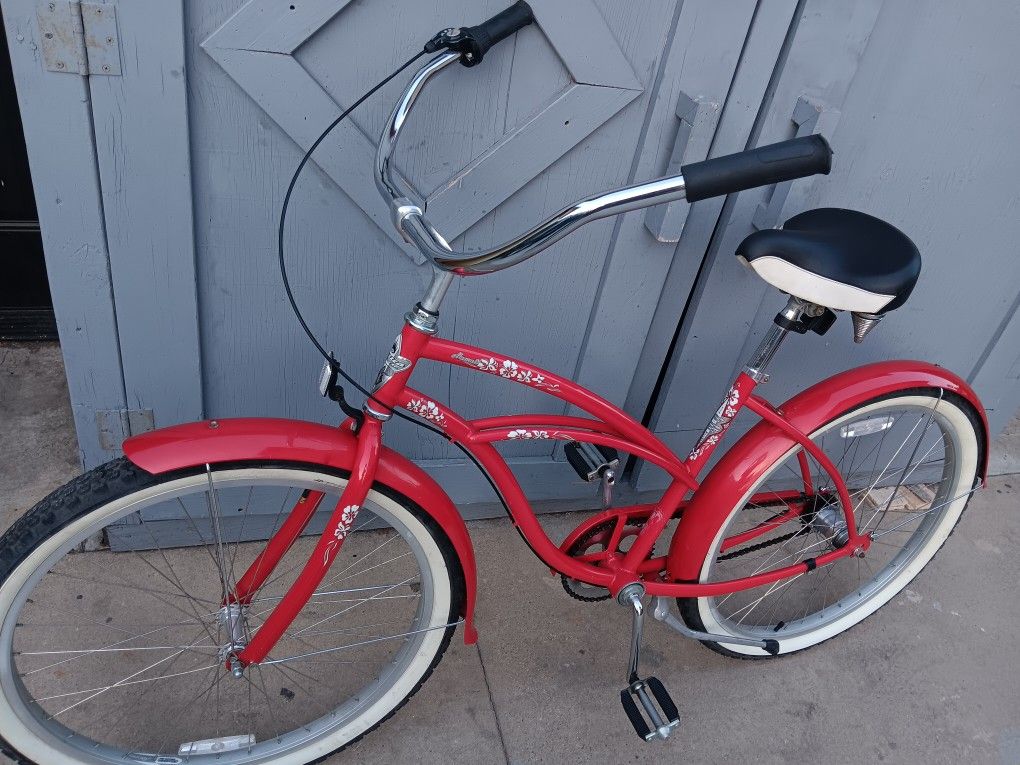 ELECTRA. 3speed. Beach Cruiser. 26"tires