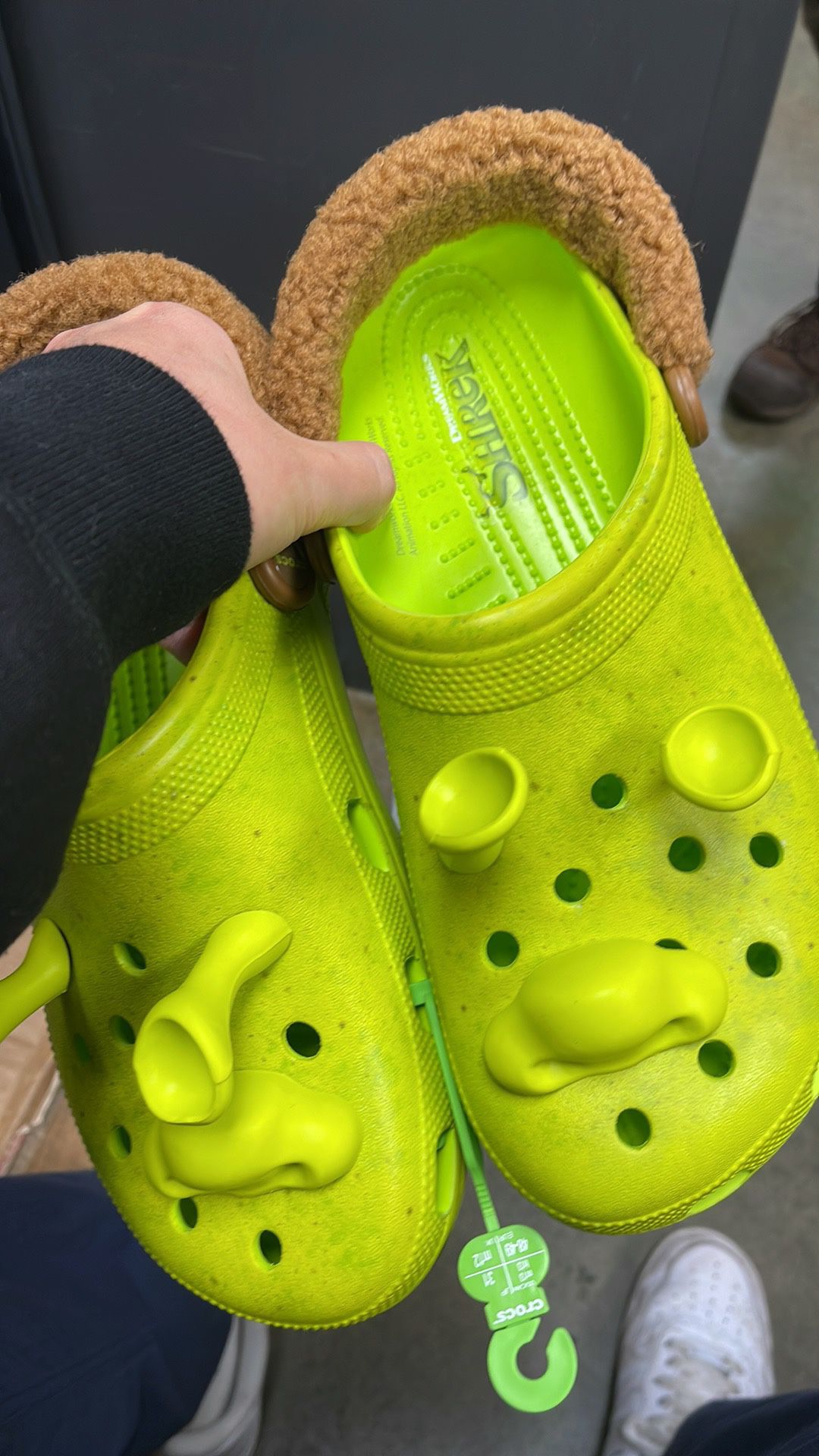 Shrek Crocs Mens Size 13 Brand New