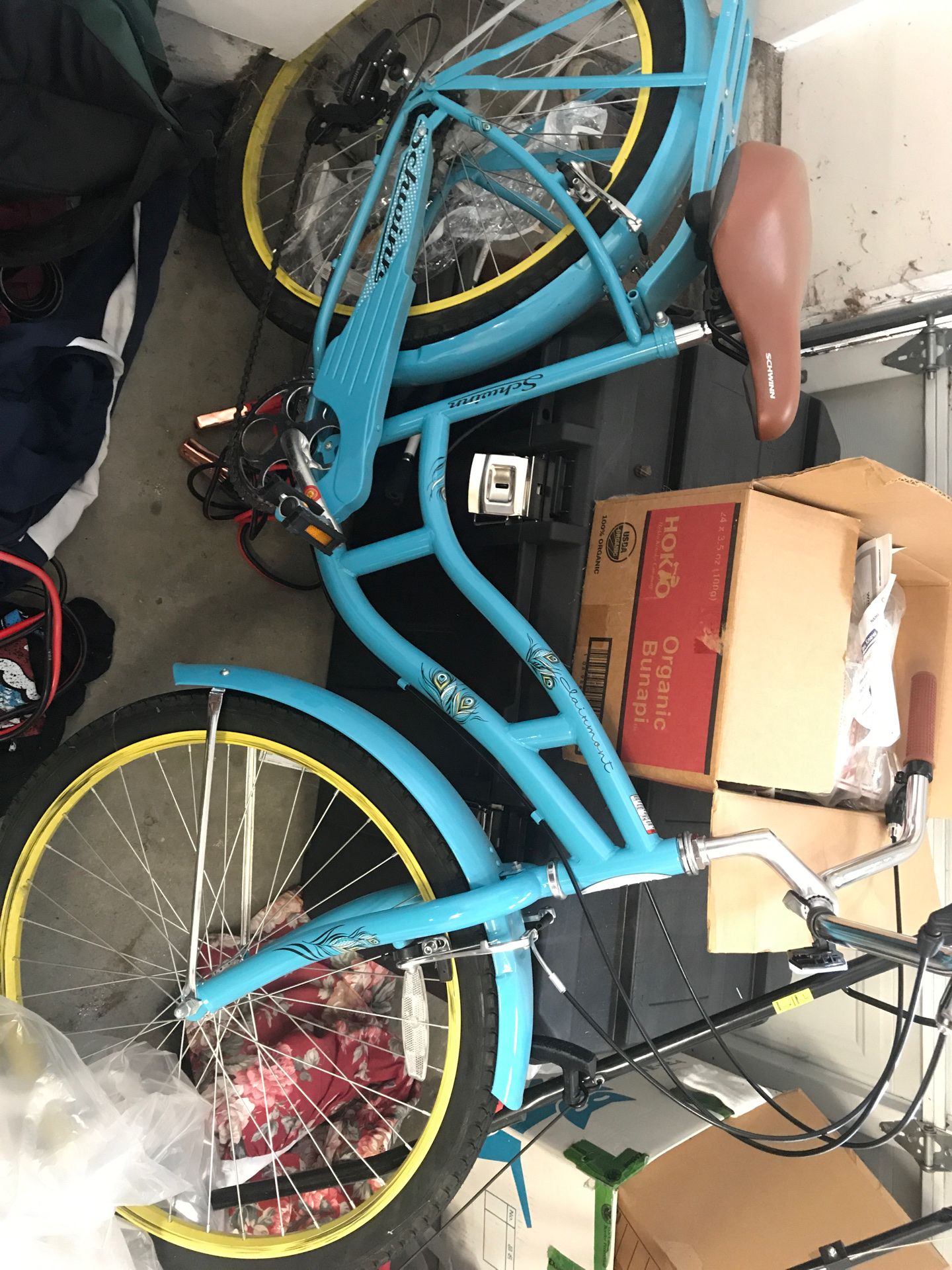 schwinn clairmont cruiser