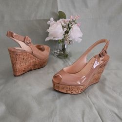 Women's Christian Louboutin Tan Patent Leather High-End Buckle Wedge Sandals Size 5 US (EXCELLENT SHAPE)
