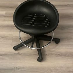 Adjustable Stool With Wheels