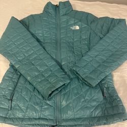 Women’s North Face Thermoball Jacket 