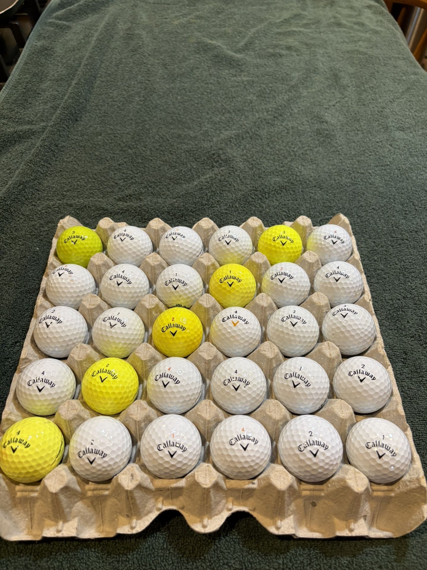 Golf. Balls. Callaway.      30. Balls