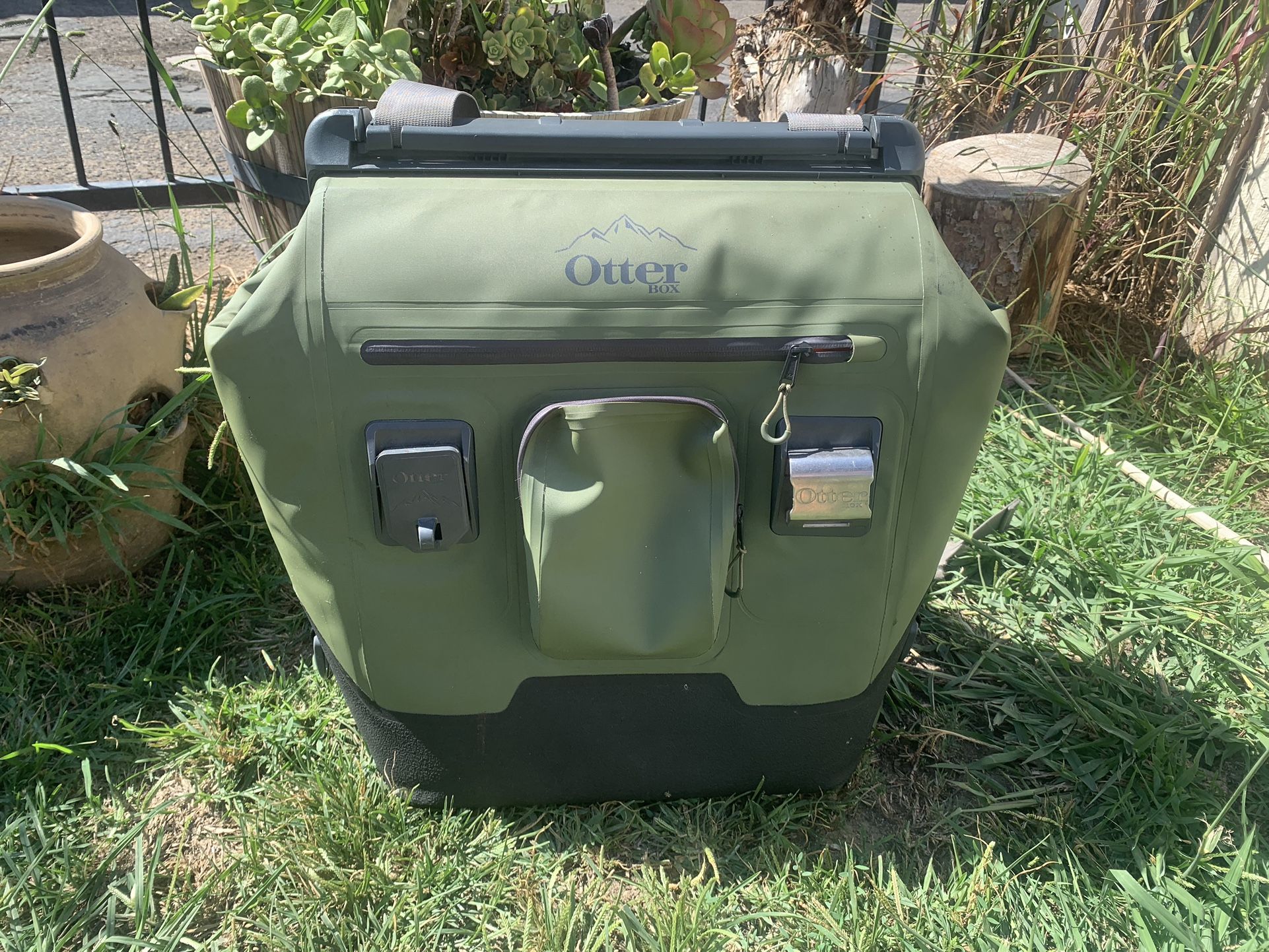 OtterBox Trooper Cooler
