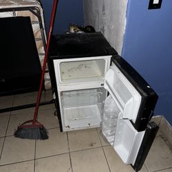 Mini Fridge