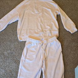 New Women's Cream 2 Piece Lounge Set
