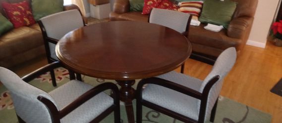 DINNER TABLE AND CHAIR