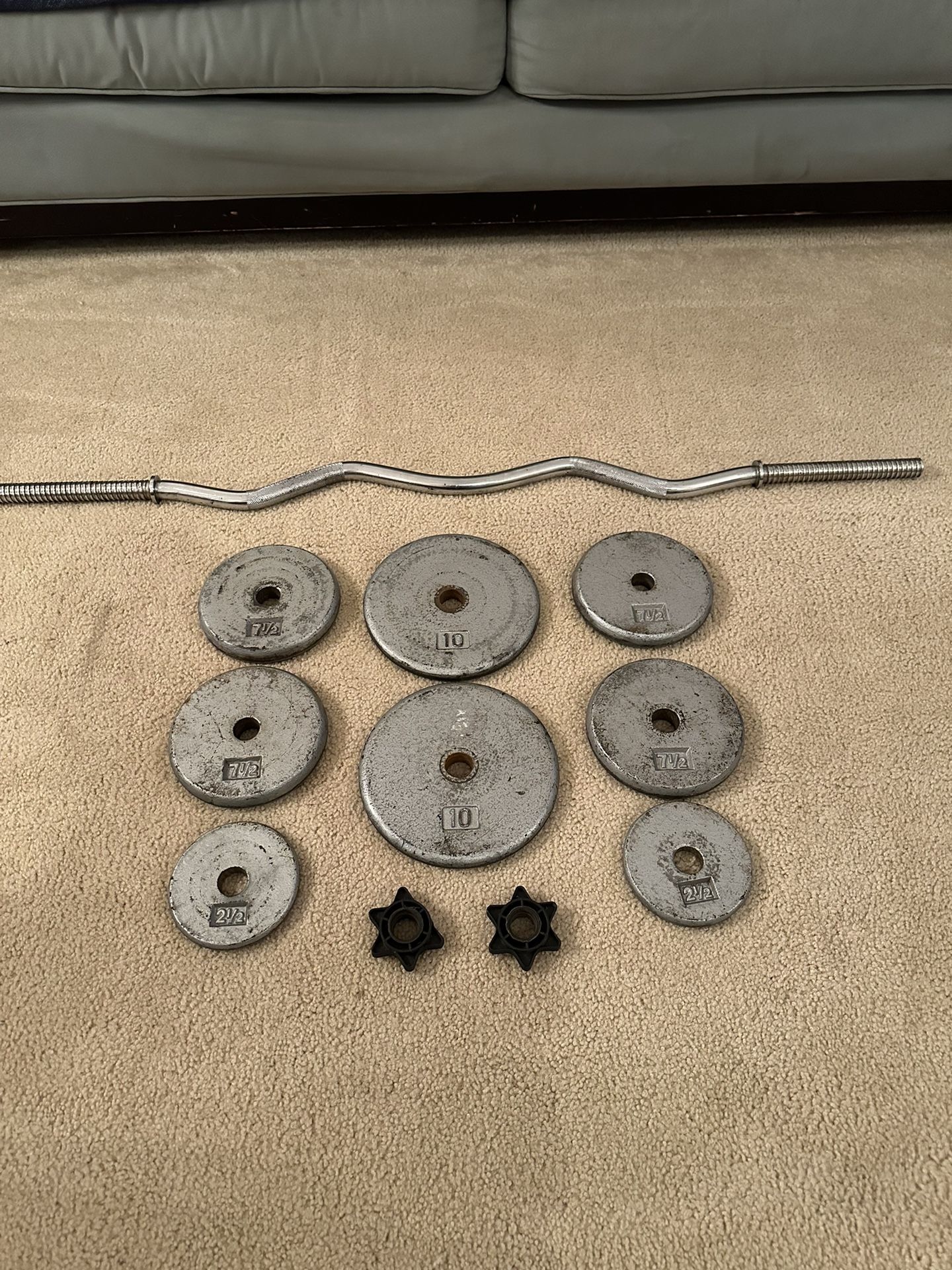 EZ Curl bar with Plates