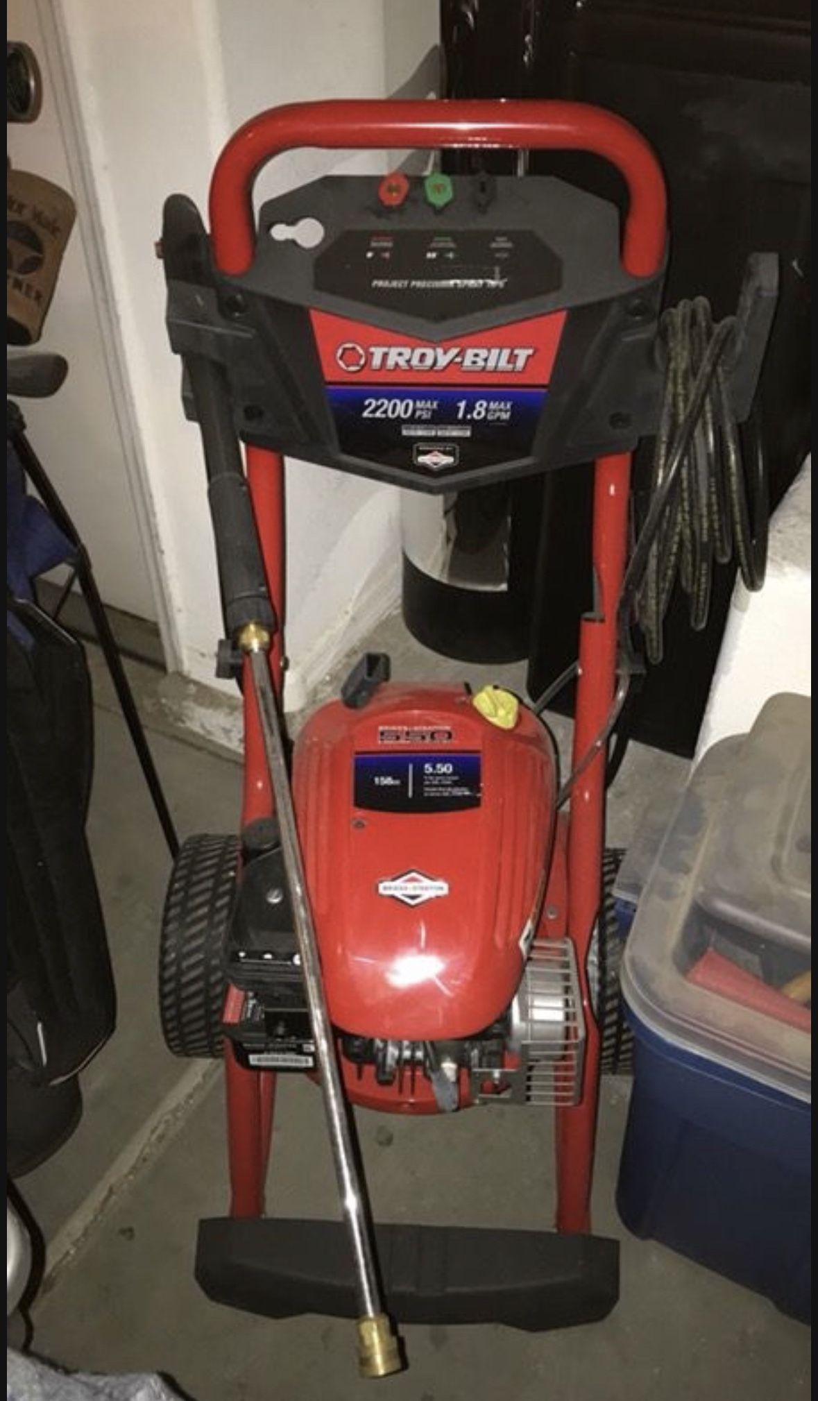 Troy-Bilt Briggs and Stratton 158cc / 2200 PSI gas powered pressure washer