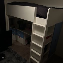 Bed An Dresser Two Bed Or One 