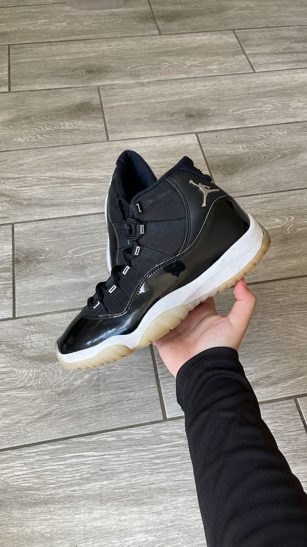 Jordan 11 Jubilee Size 8.5