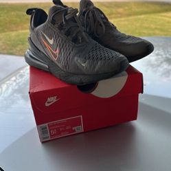 Nike Air Max 270 GS