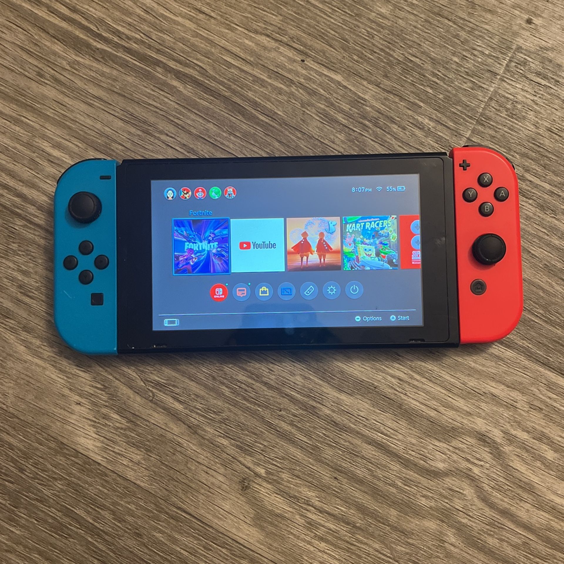 Nintendo Switch 