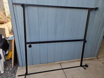 Queen bed basics