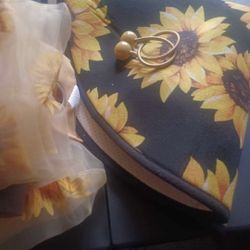 Sheer Sunflower Curtain With Rug 